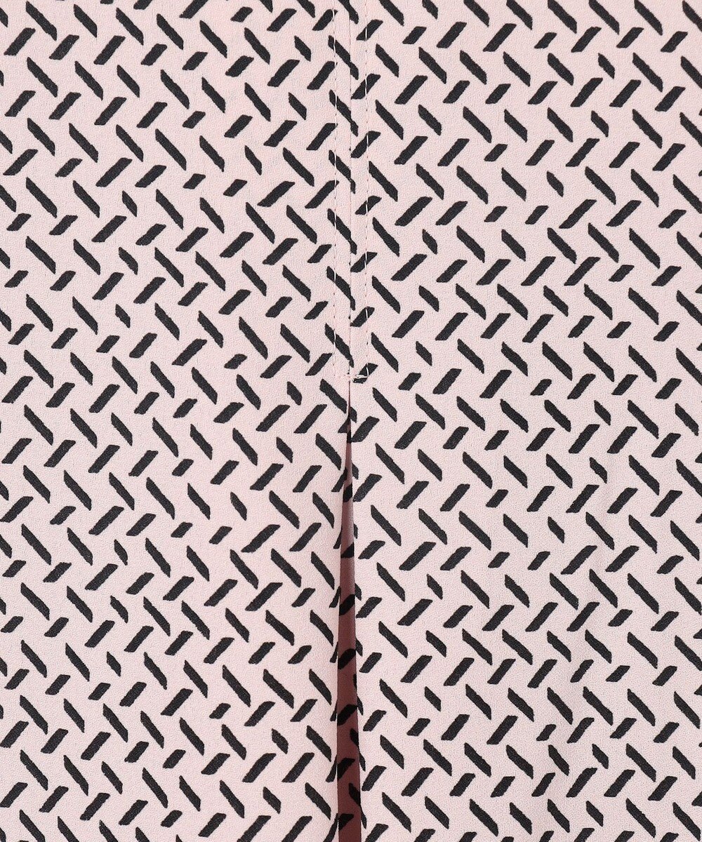 ICB 【人気のため新色追加・WEB限定・接触冷感・UVケア・速乾・洗える】BackSatinAmunzen 5分袖キーネックブラウス 