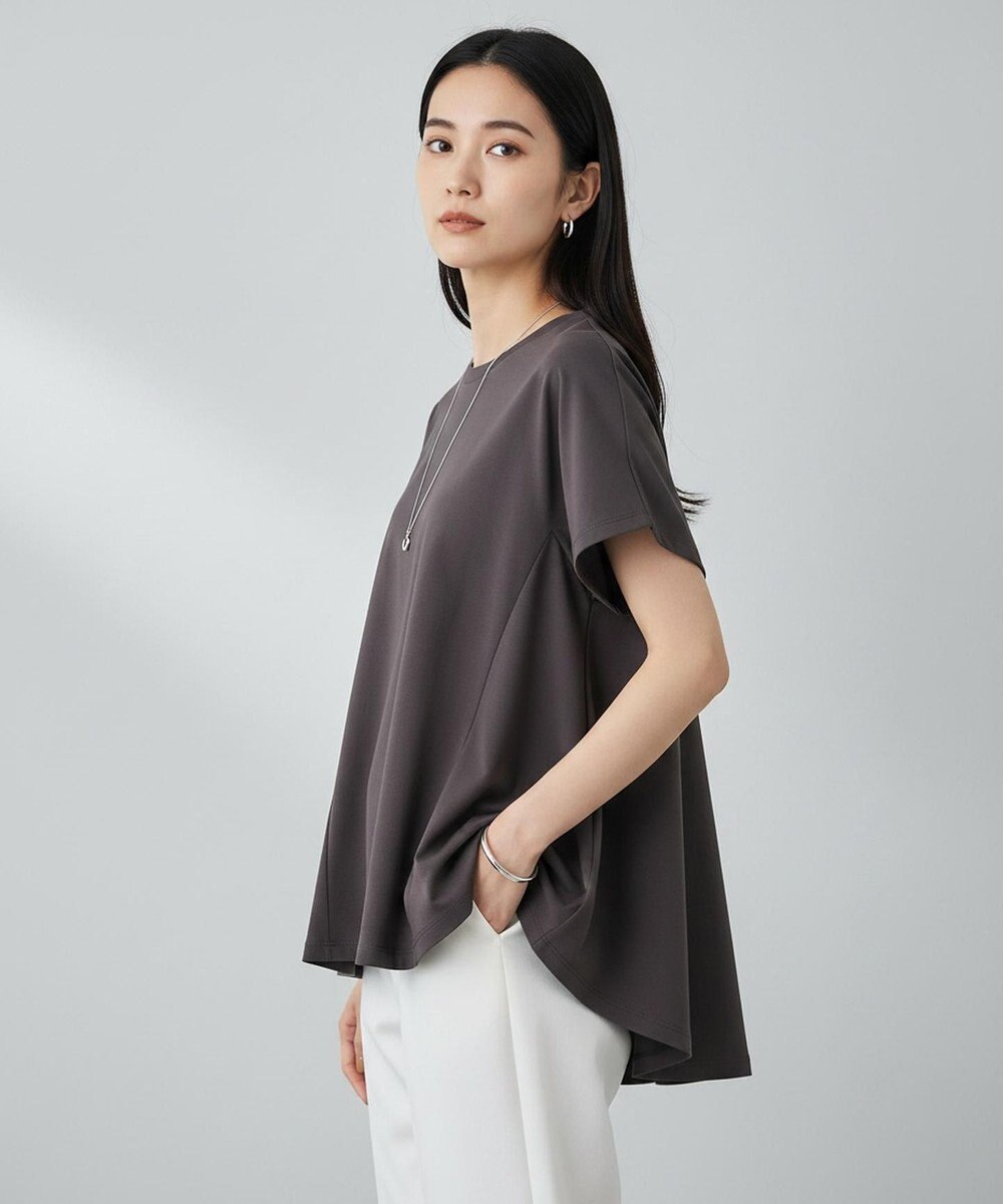 UNFILO 【一部店舗限定カラー】BEAUTY FORM-T フレアTシャツ 