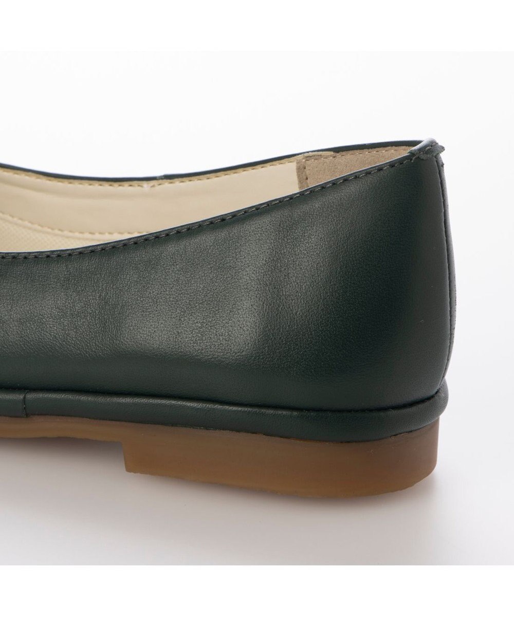 ing <ing>【サスティナブルシリーズ】Vカットフラットパンプス 