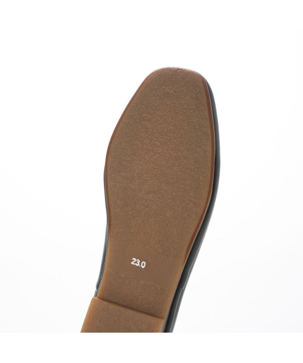 ing <ing>【サスティナブルシリーズ】Vカットフラットパンプス 