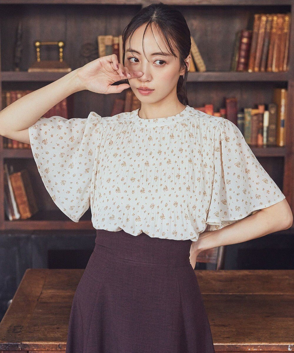 earth music&ecology マジョリカプリーツ半袖ブラウス 