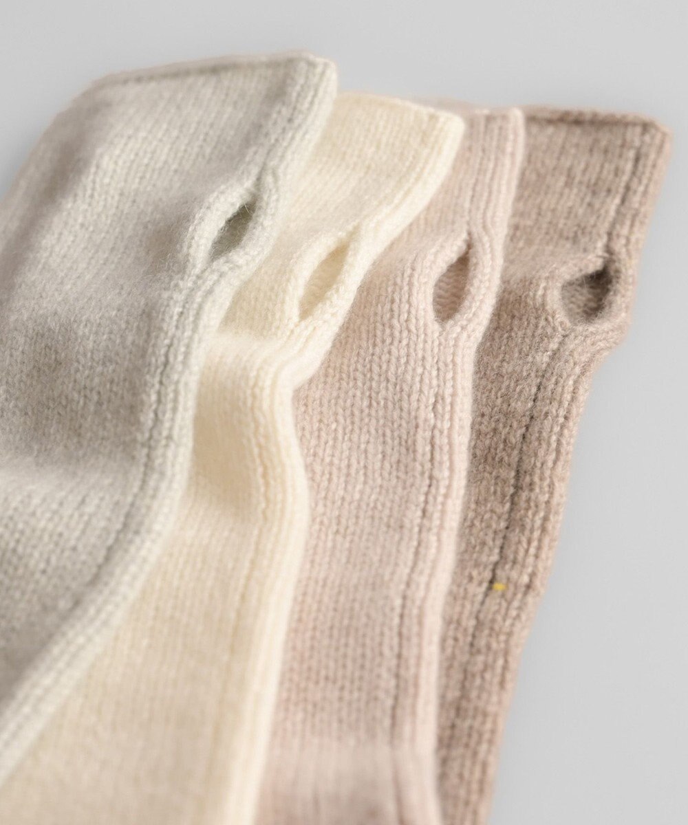AND WOOL 〈上質な素材と手仕事から生まれた優しいニット〉カシミヤ100%アームウォーマー 