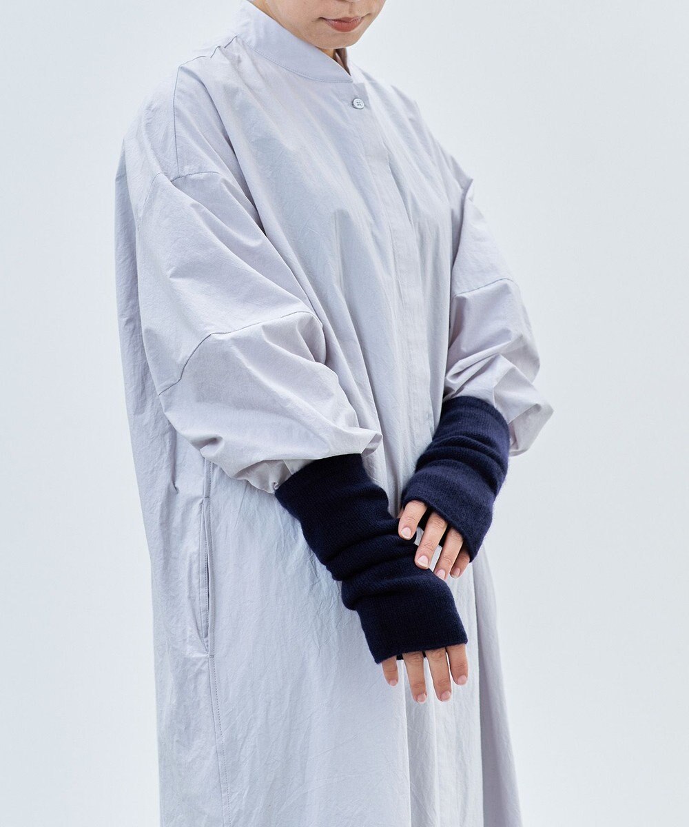 AND WOOL 〈上質な素材と手仕事から生まれた優しいニット〉カシミヤ100%アームウォーマー 