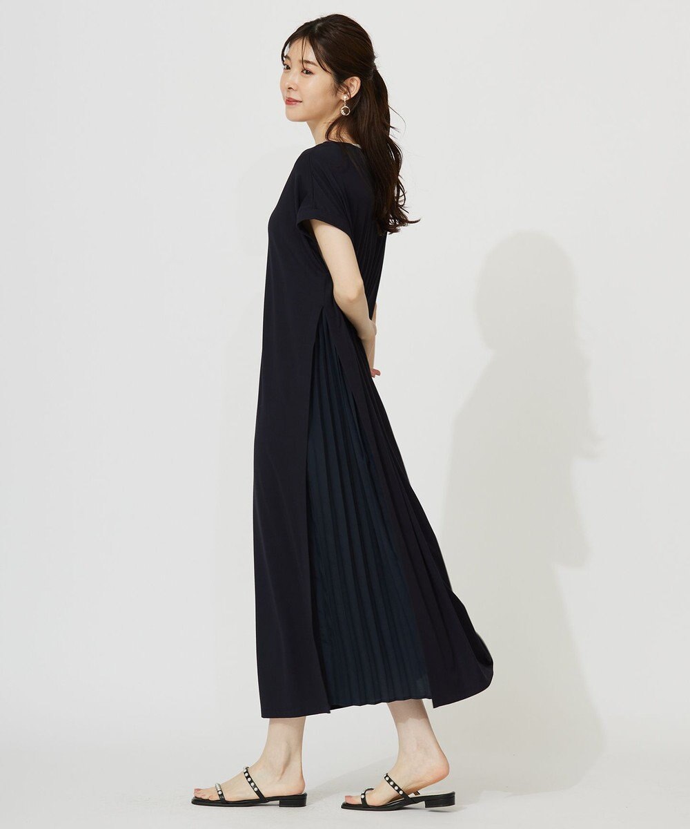 ANY SIS 【接触冷感・UVカット・洗える】ハイストレッチスムースサイドプリ－ツ ワンピース 