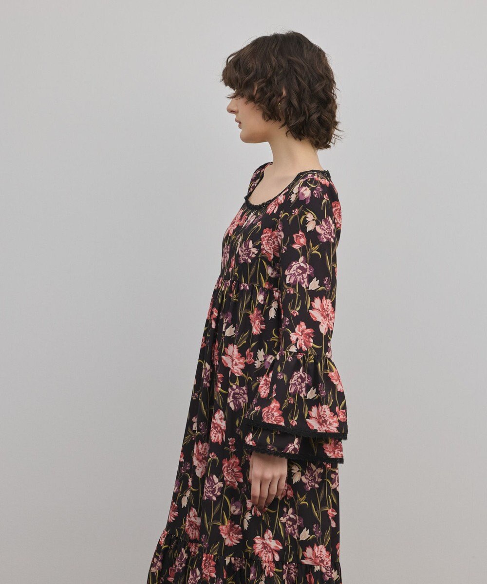 GRACE CONTINENTAL ボタニカルプリントティアードワンピース 