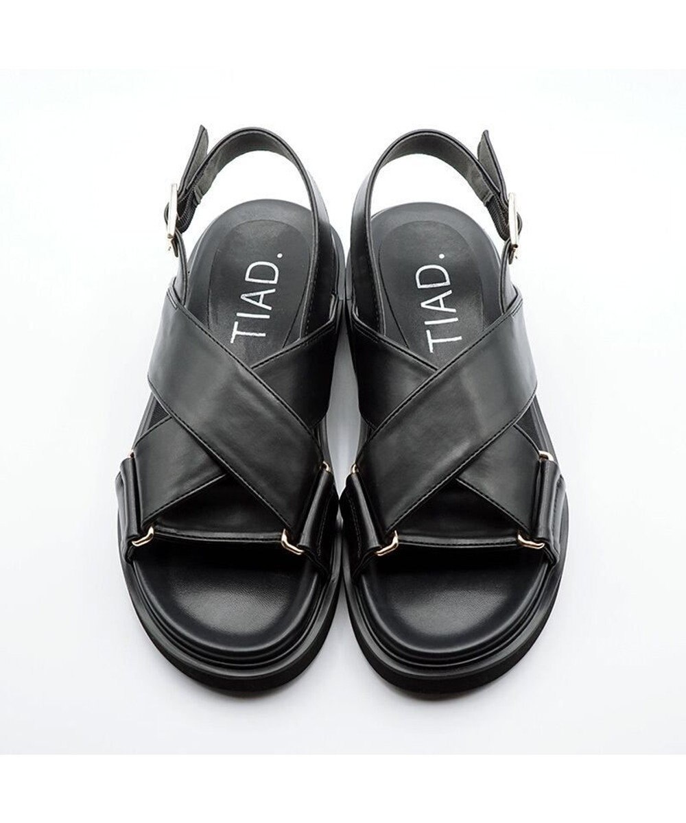 APOM クロスストラップサンダル 