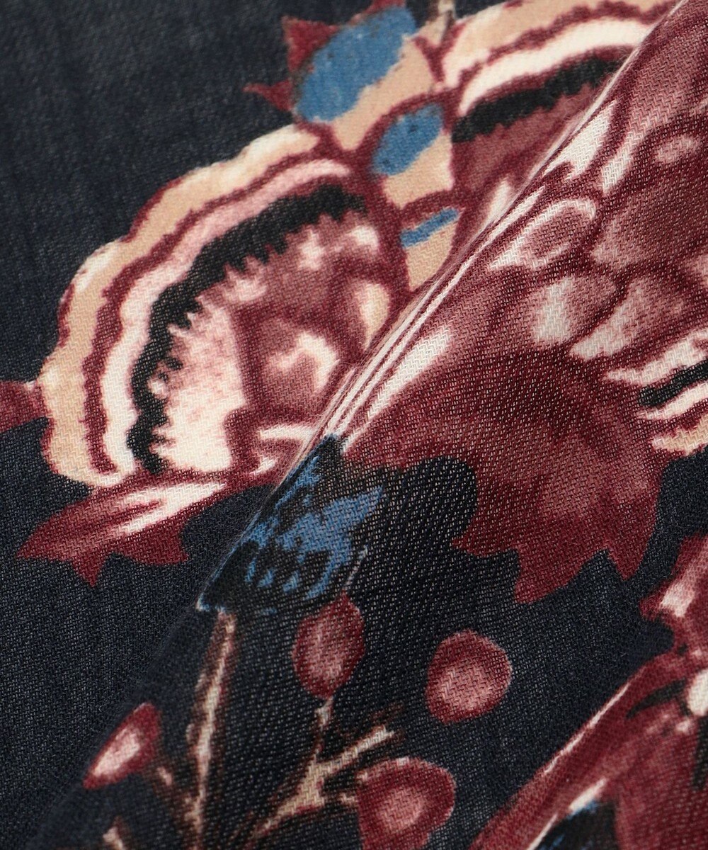 JOSEPH ABBOUD 【イタリアHolliday&Brown社製】フラワーパターン ストール 