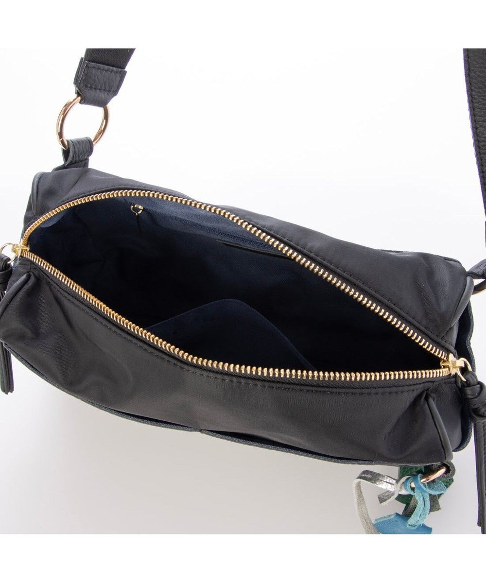 UNBILLION ペルケ perche / 牛革×ナイロンチェンジベルトキーチャームショルダー 