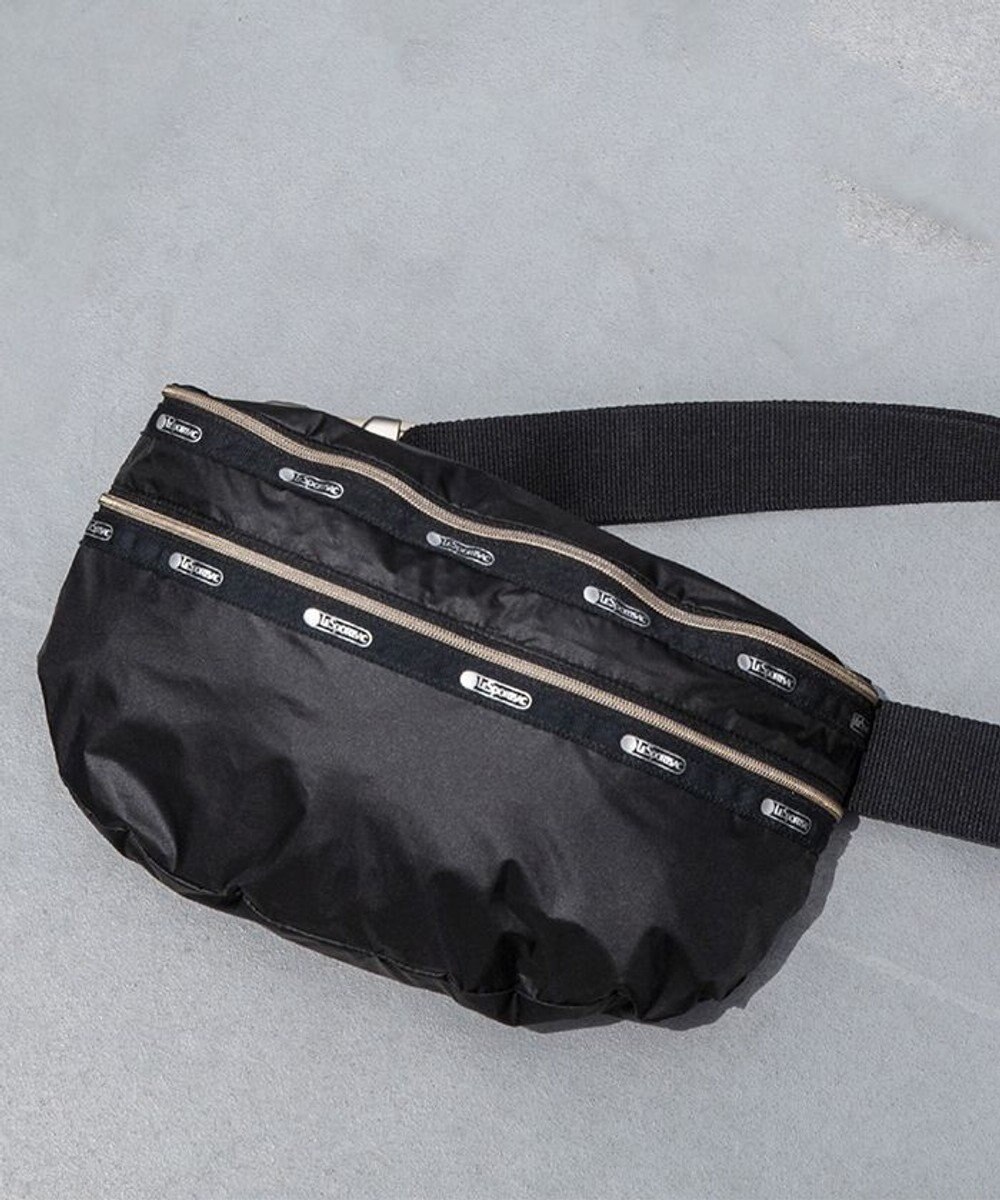 white quilted shoulder bag