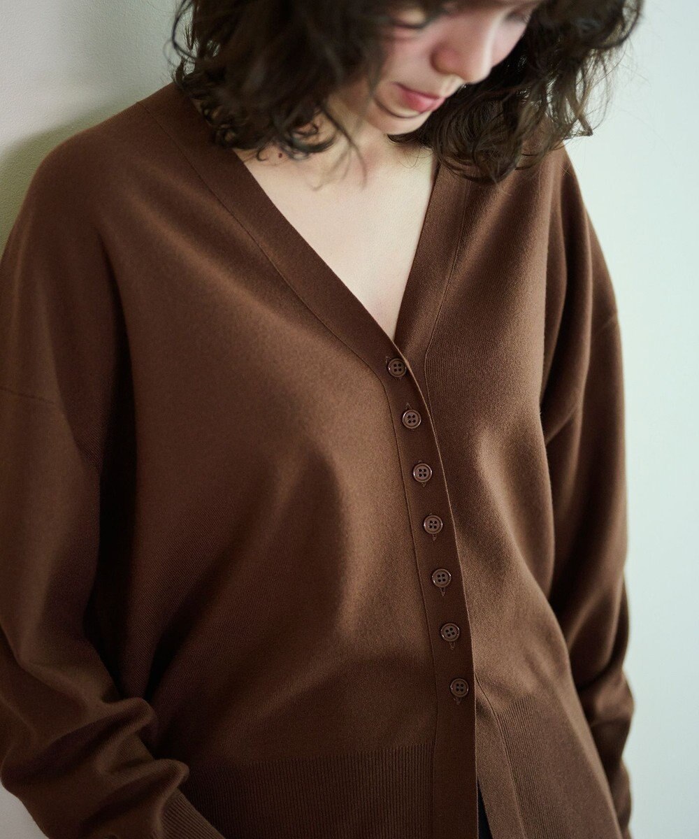 #Newans 【洗える】ファインボタンＶネックカーディガン 