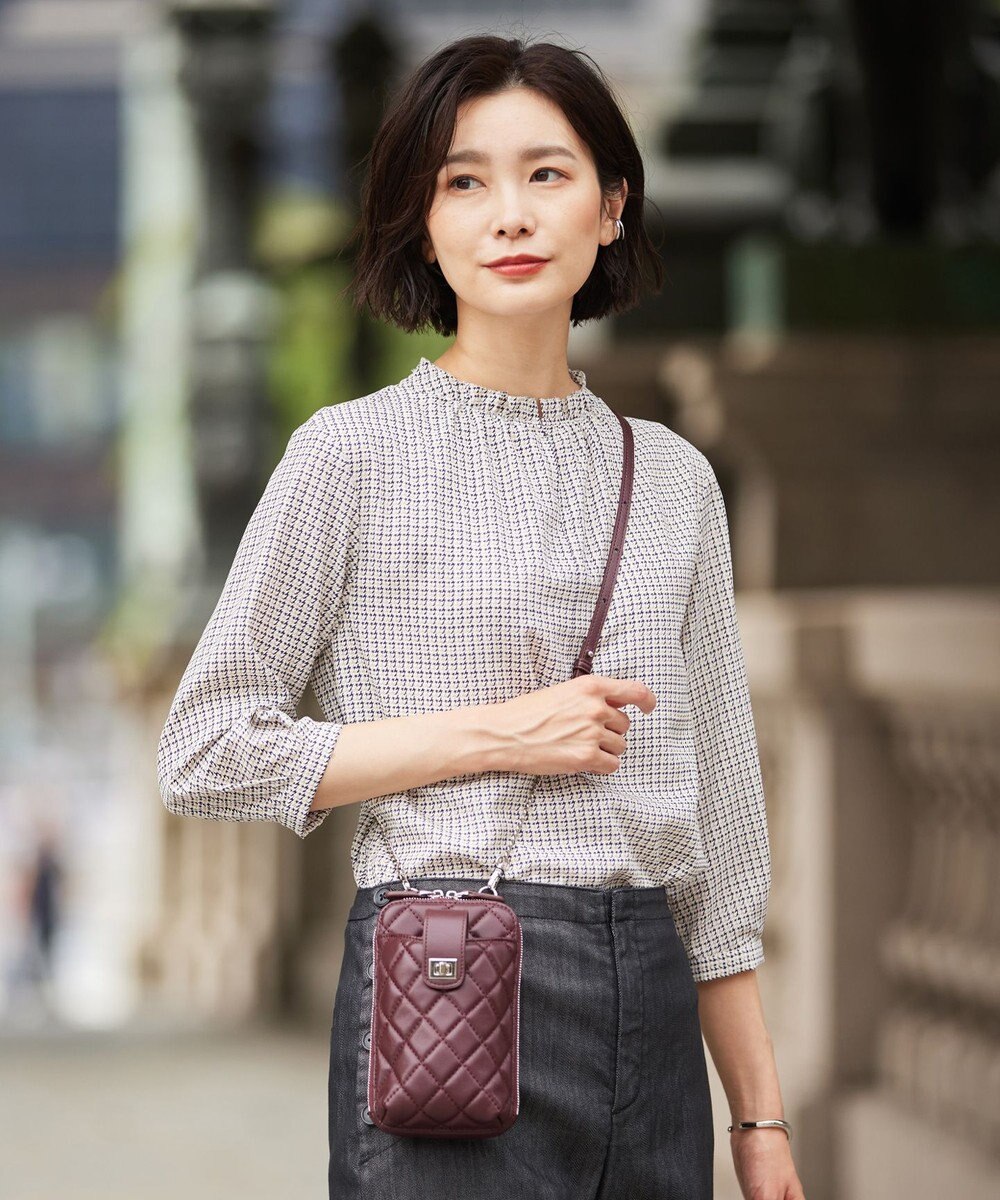 J.PRESS LADIES キルティング スマホポシェット 