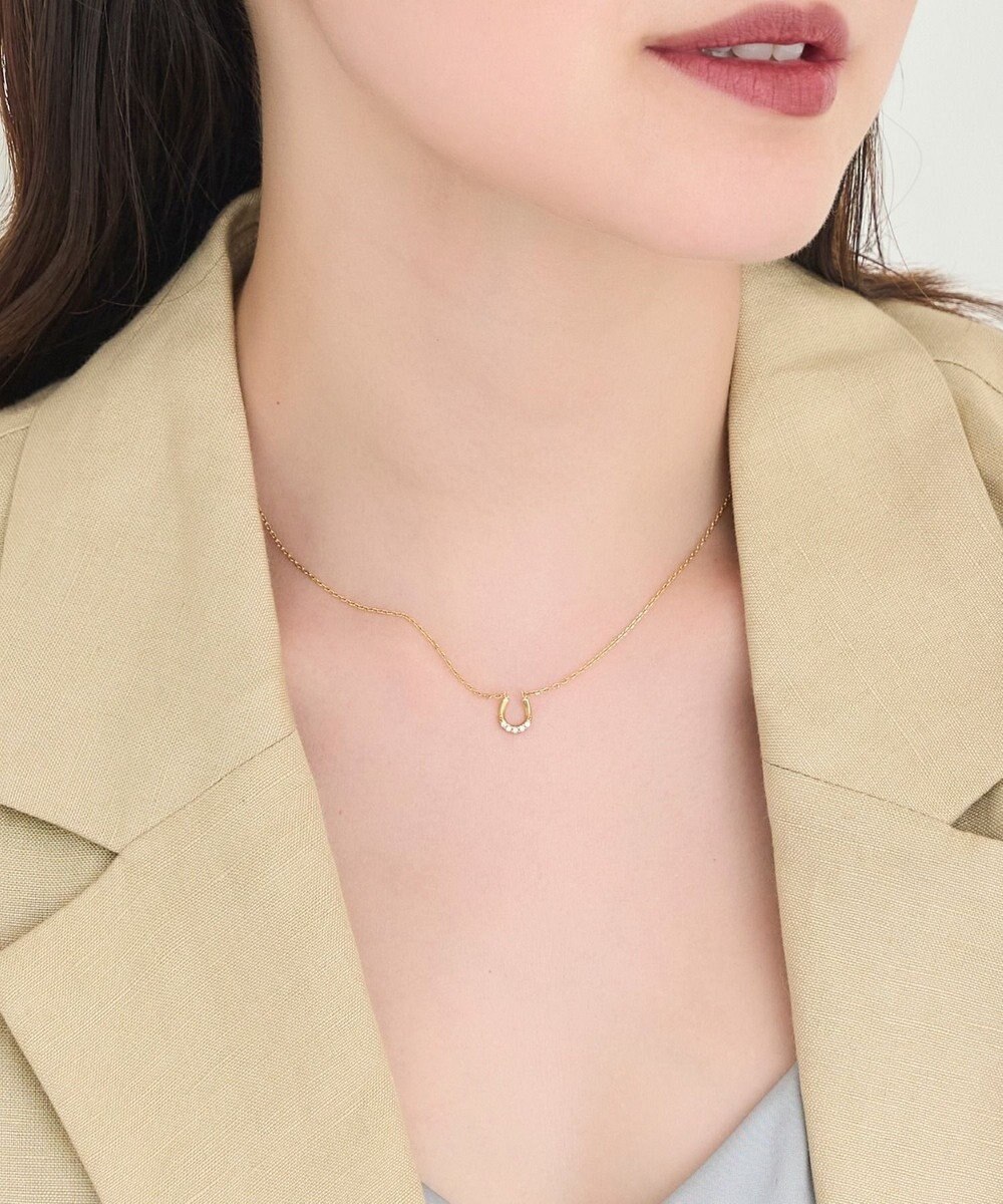 Phoebe <オンワード限定セット>【金属アレルギー対応】リッチラインフォースシューネックレス×ワンタッチビジューフープミニピアス/サージカルステンレス 