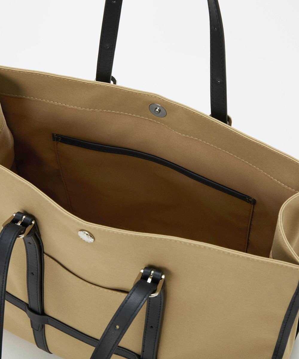 TOPKAPI 【Breath TOPKAPI】FRAME フレーム レザーベルト スクエア トートバッグ　A4 / 軽量 