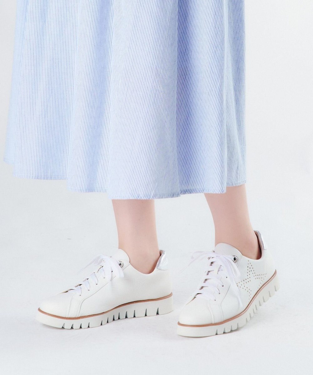 Dominic3 スターパンチングレザースニーカー 