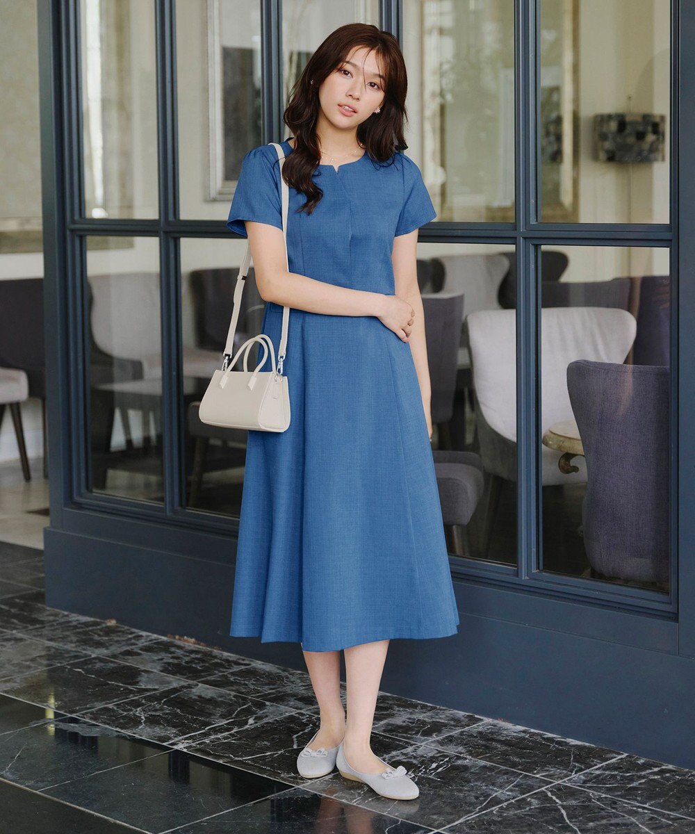 Tiaclasse 【本革】ショルダーストラップ付きスクエアミニバッグ 