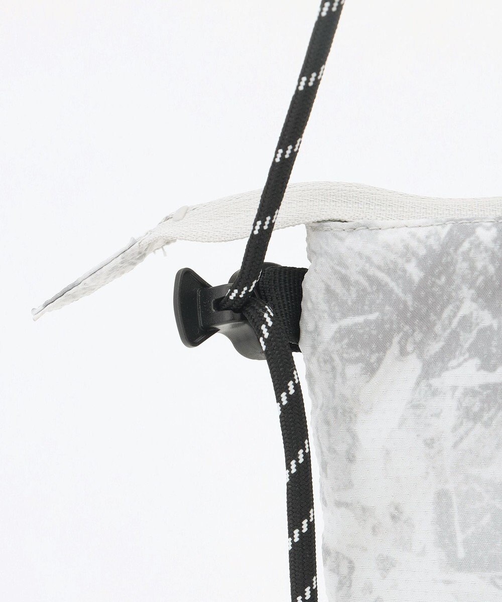 JOSEPH ABBOUD MOUNTAIN 【軽量/ECO撥水】エンボスプリント サコッシュ 