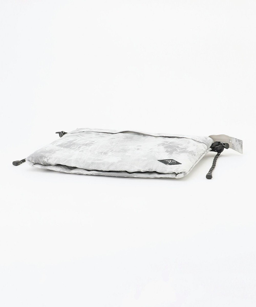 JOSEPH ABBOUD MOUNTAIN 【軽量/ECO撥水】エンボスプリント サコッシュ 