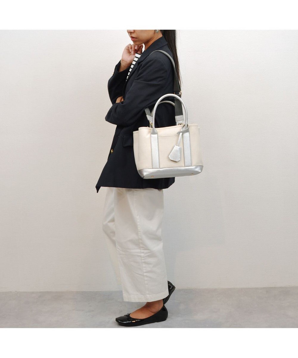 UNBILLION cachecache ショルダー付きパーテーションキャンバストート 