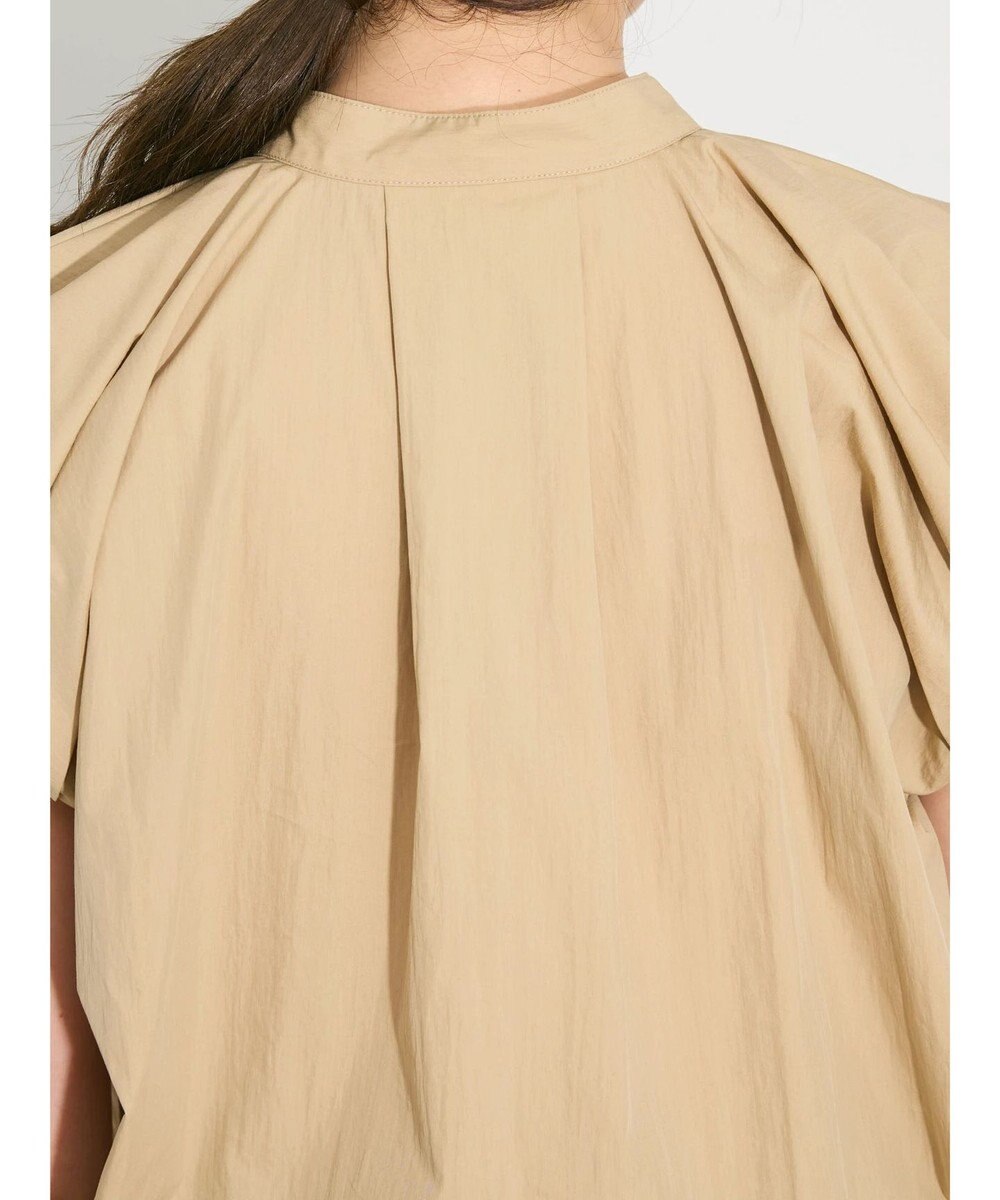 Green Parks タックデザインショート丈シャツ 