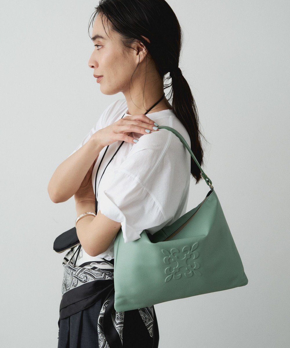 russet エンボスモノグラムショルダーバッグ(CE-1547) 