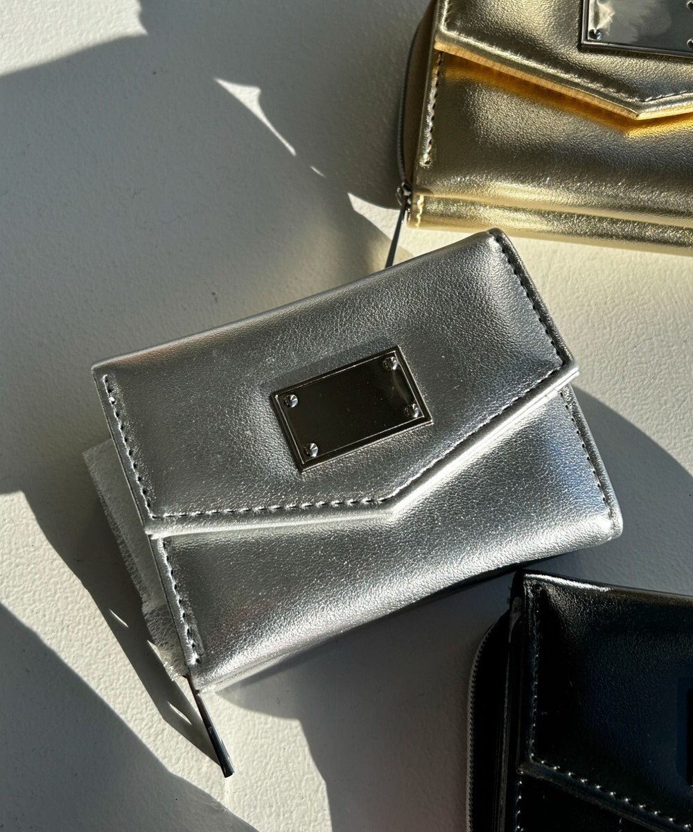 WEGO メタリックプレートウォレット 