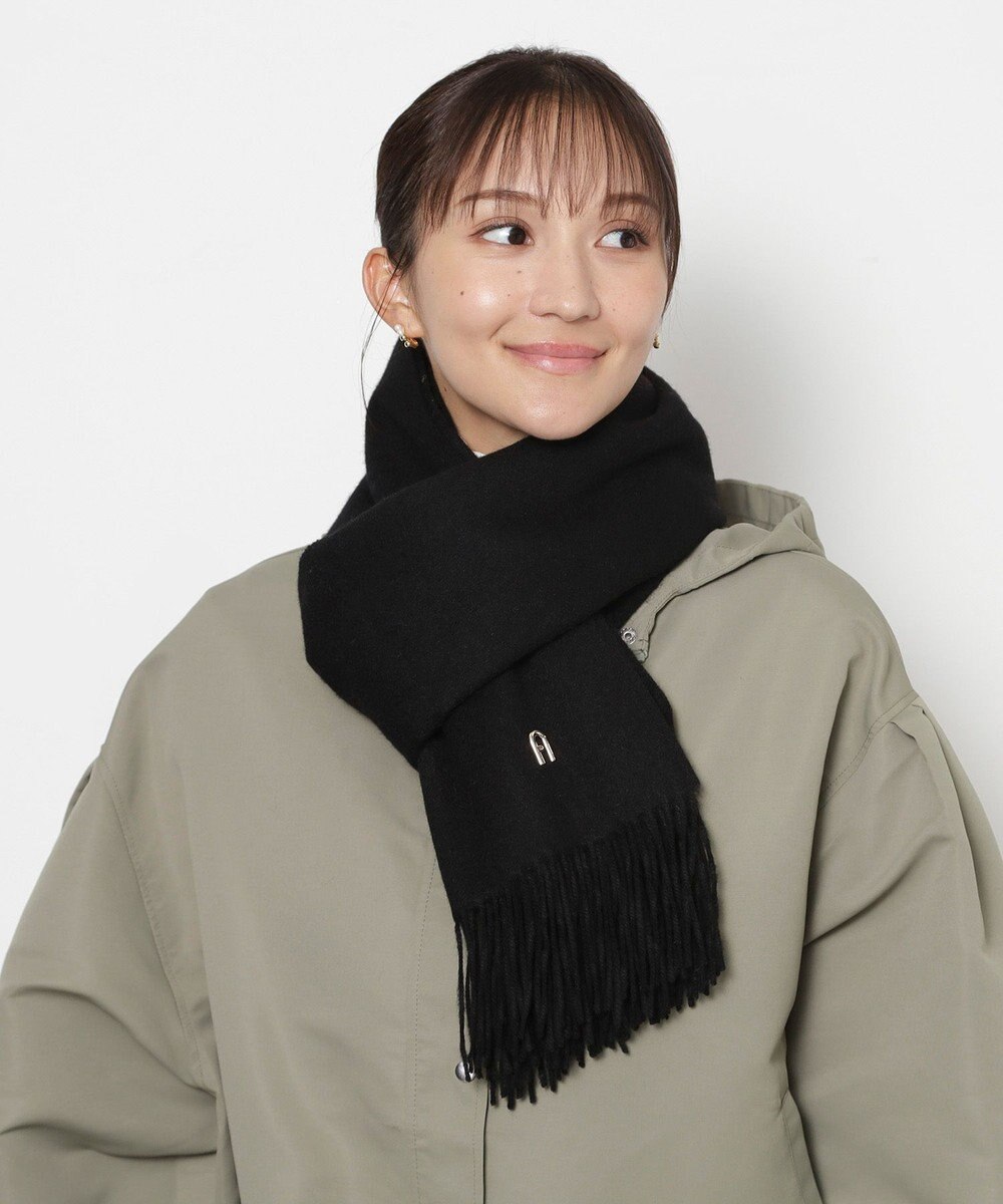 MOONBAT FURLA(フルラ）【WEB限定】ウール100％ アーチロゴ 無地ストール 190cm×60cm 