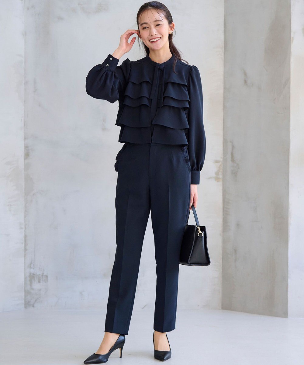 組曲 【KUMIKYOKU NAVY】コンフォータブルドレープ フリルブラウス 