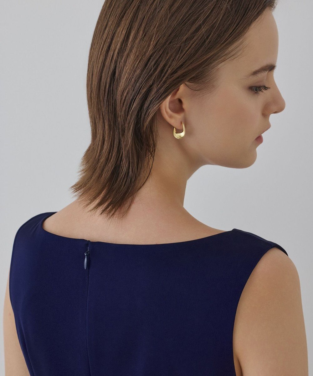 GRACE CONTINENTAL サテンクロスドレープワンピース 