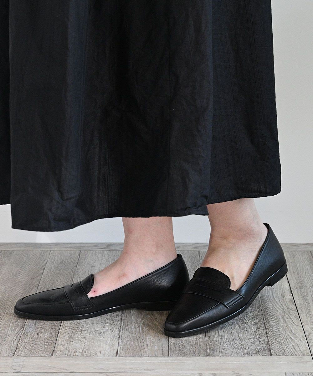 APOM 日本製 晴雨兼用スクエアトゥコインローファー15＜CRAHUG限定＞ 