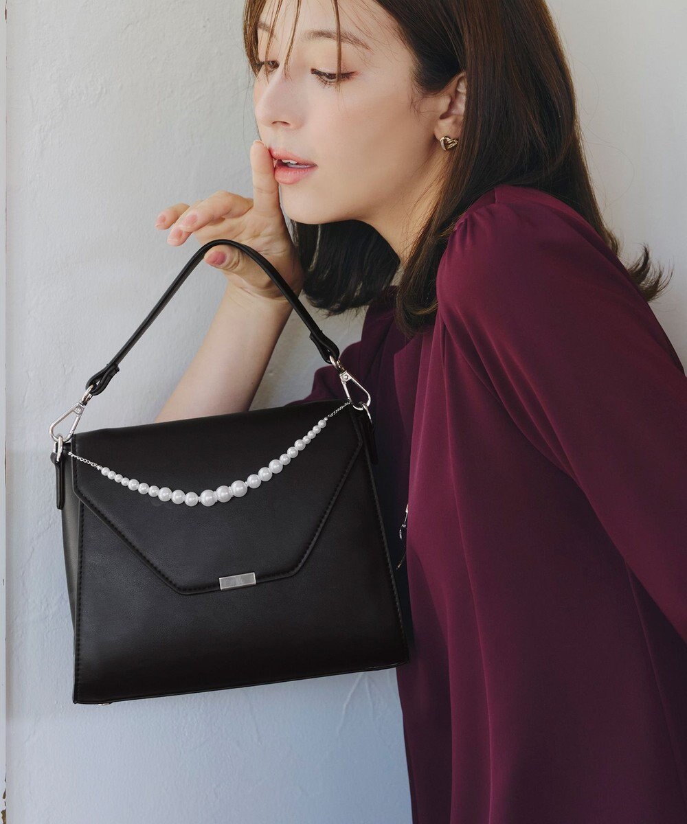 Tiaclasse 【安田美沙子さん着用・4way /2TYPEハンドル】パールチェーン付きハーフフォーマルミニバッグ 