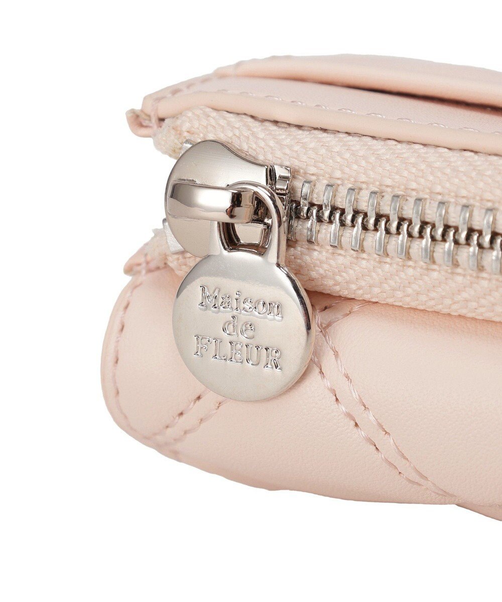 Maison de FLEUR リボンビジューキルティングウォレット 