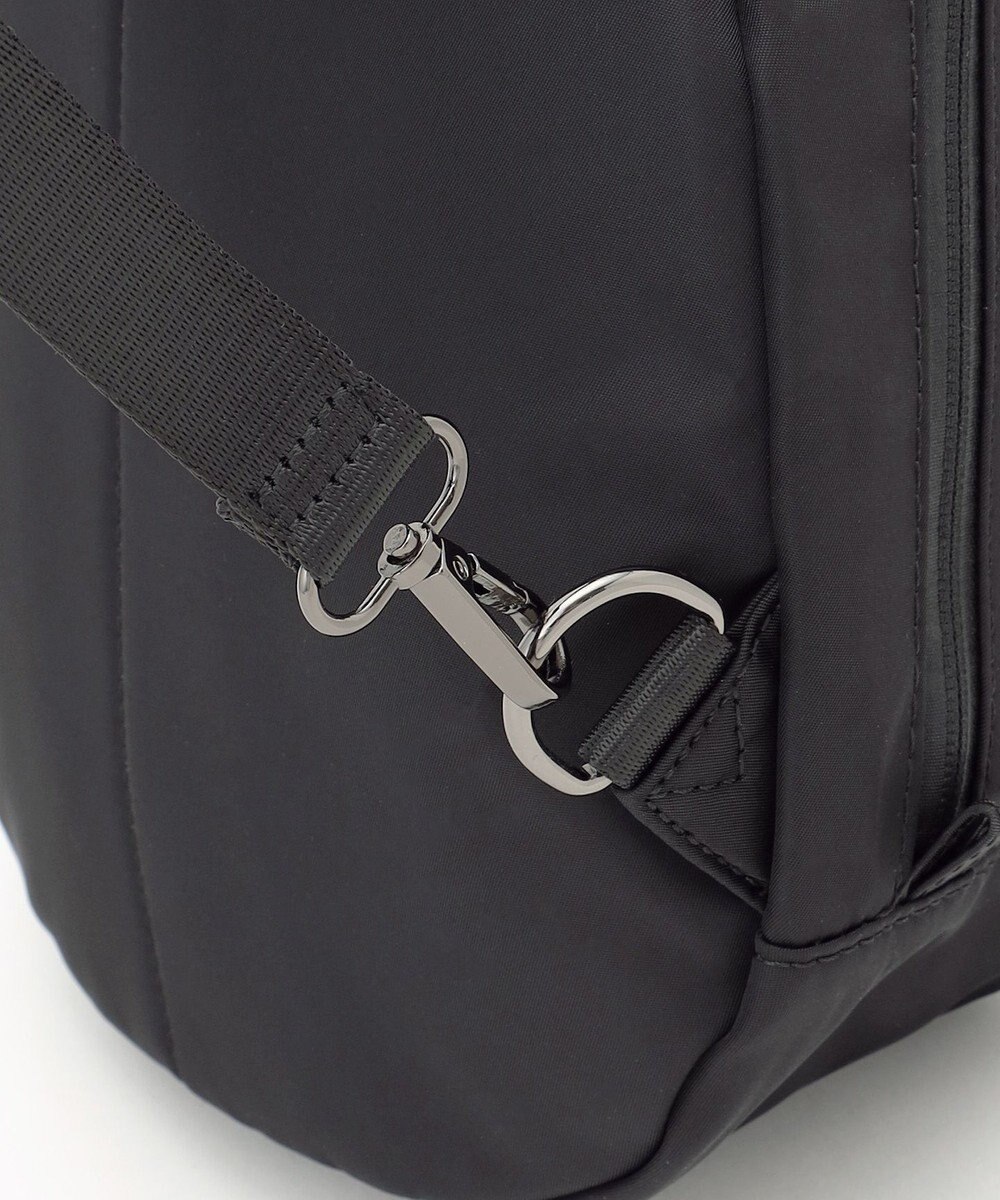 Y'SACCS 【Y’SACCS vous et】フロントファスナークロスボディバッグ 