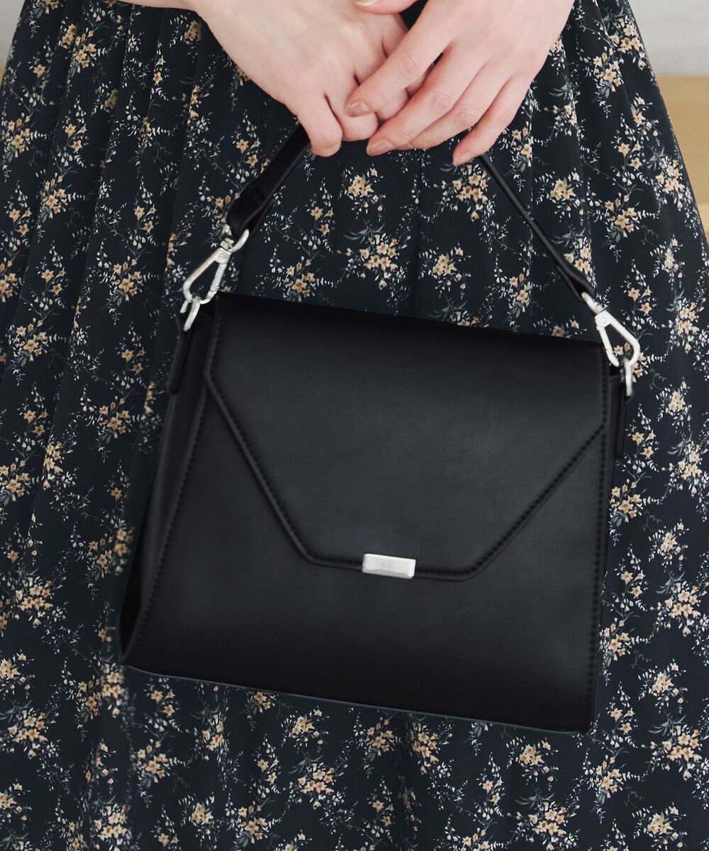 Tiaclasse 【安田美沙子さん着用・4way /2TYPEハンドル】パールチェーン付きハーフフォーマルミニバッグ 