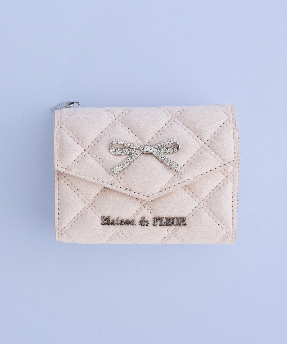 Maison de FLEUR リボンビジューキルティングウォレット 