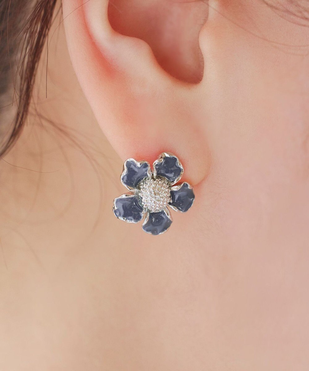 Tiaclasse カラーフラワーピアス 