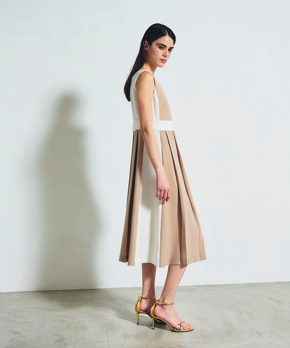 GRACE CONTINENTAL ラインバイカラードレス 