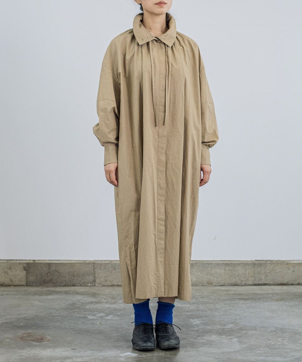 muuc 〈多彩な着方が叶う〉〈衿立て＆衿折り〉〈遠州織物の工場で織られた上質なコットン生地〉リボン紐付き多様衿 シャツワンピース 