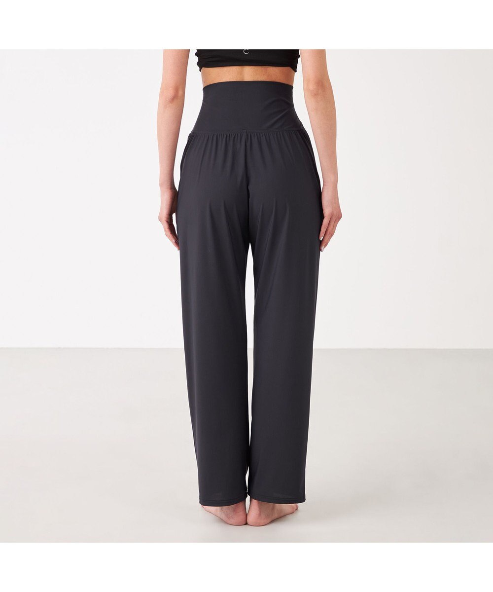 Chacott Chacott BALANCE ライトストレートパンツ 