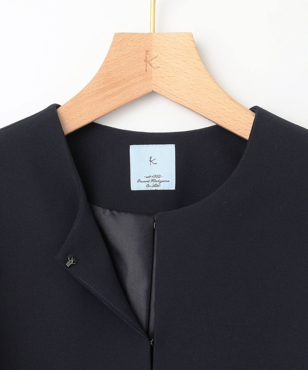 組曲 L 【WEB限定・KUMIKYOKU NAVY】コンフォータブルドレープ ノーカラージャケット 