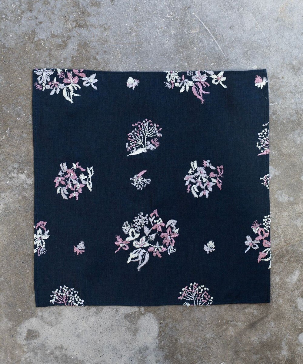 AND WOOL 野小花刺繍ハンカチ 