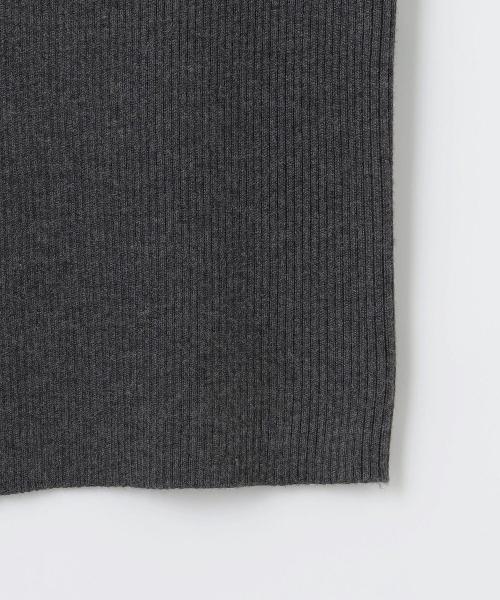 Feroux シアーフリル・ハイネックリブプルオーバー 