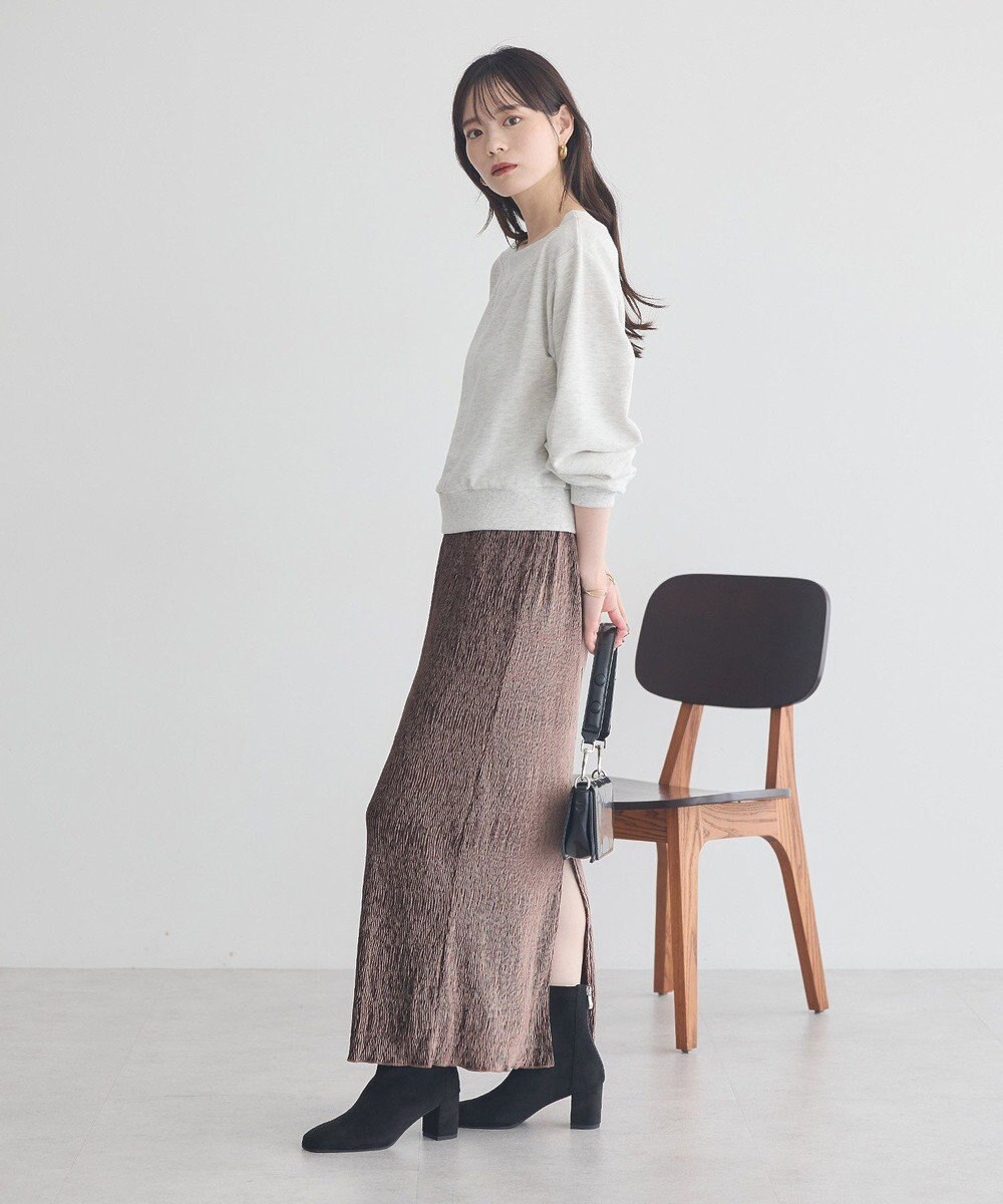 earth music&ecology ショート丈ワンポイント刺繍オフショルスウェット 