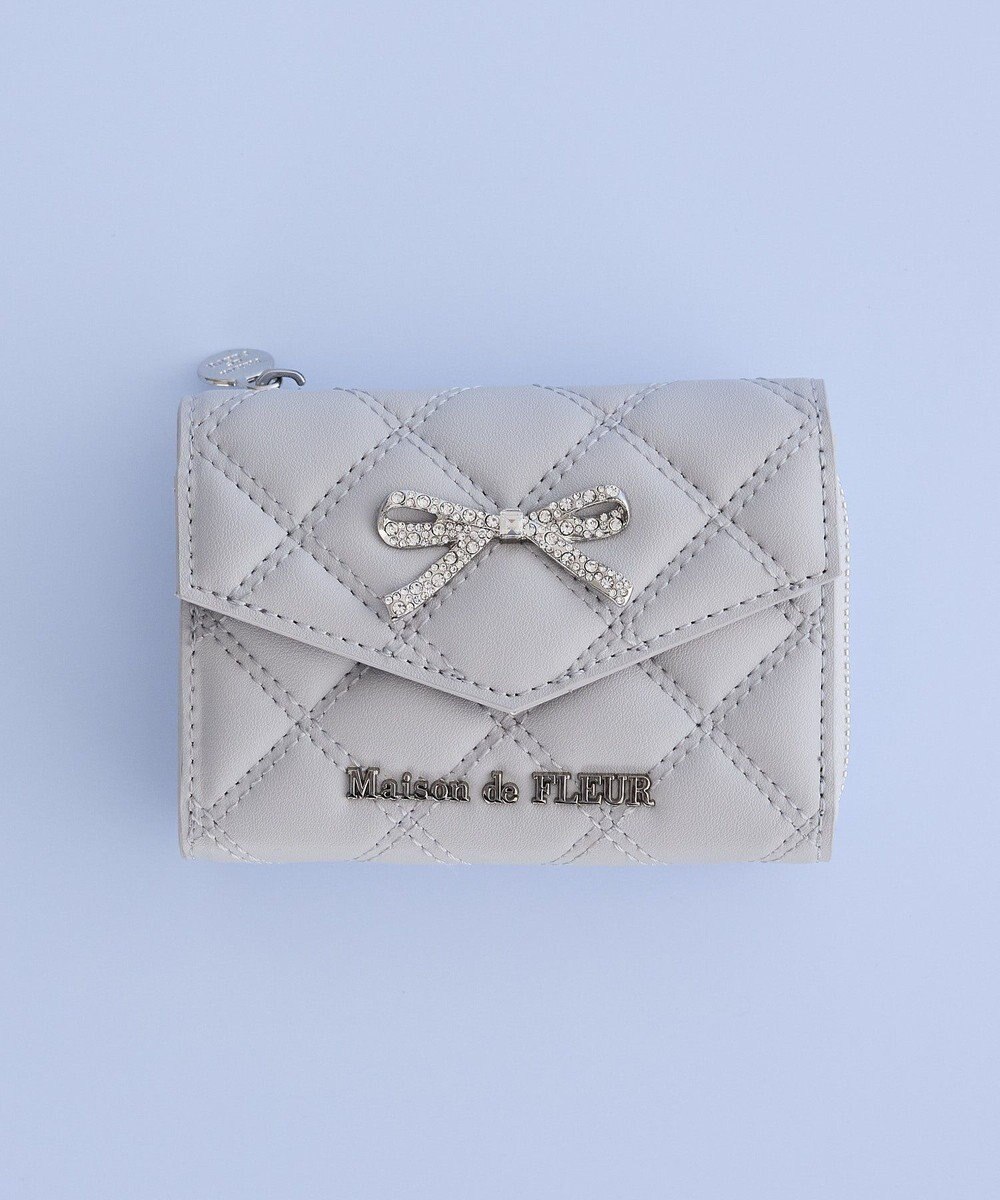 Maison de FLEUR リボンビジューキルティングウォレット 