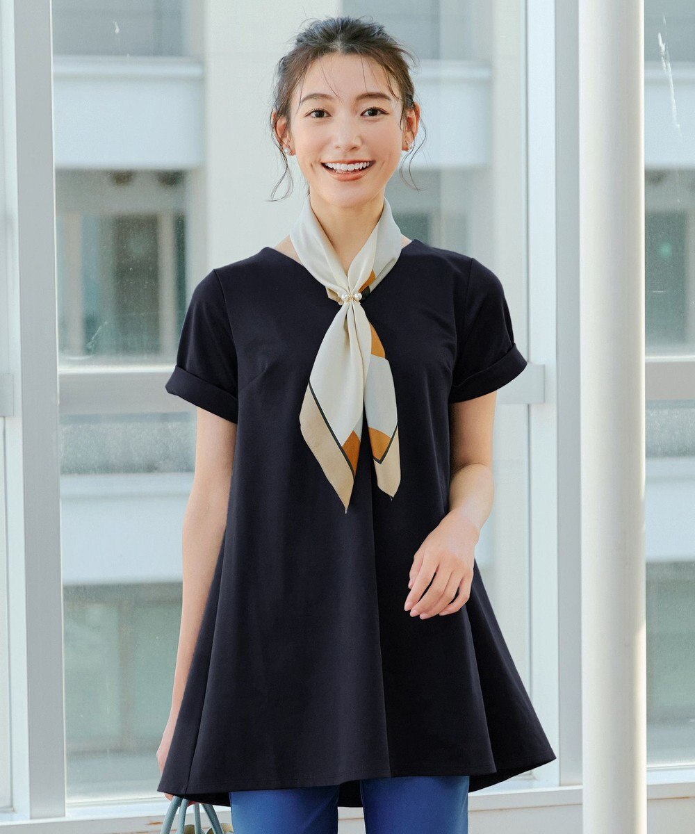 Tiaclasse 【UVカット・吸水速乾】 “きれい見え” バックフレアチュニック 