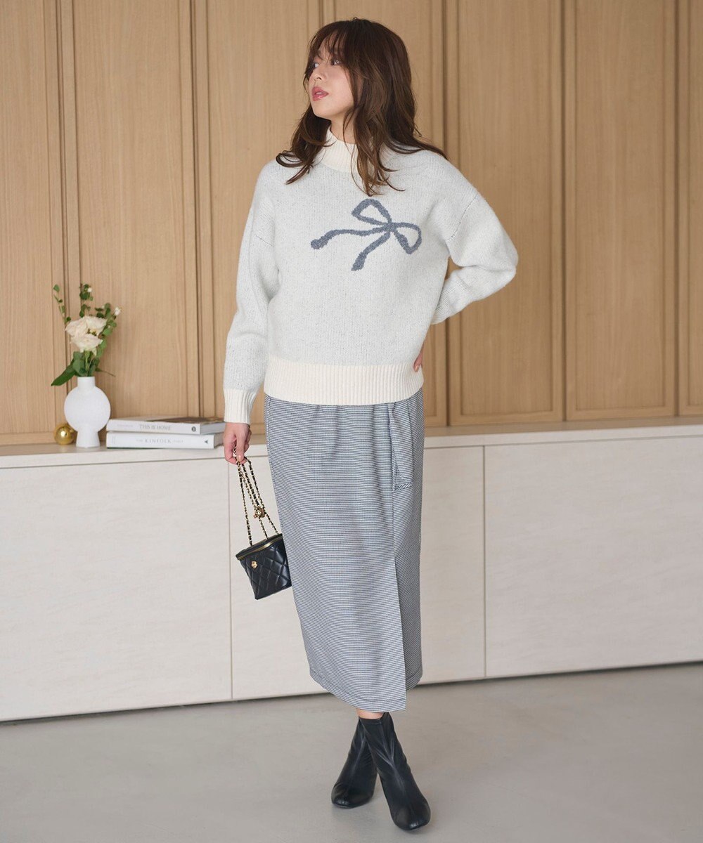 Feroux 【洗える】リボン柄ハイネック プルオーバーニット 