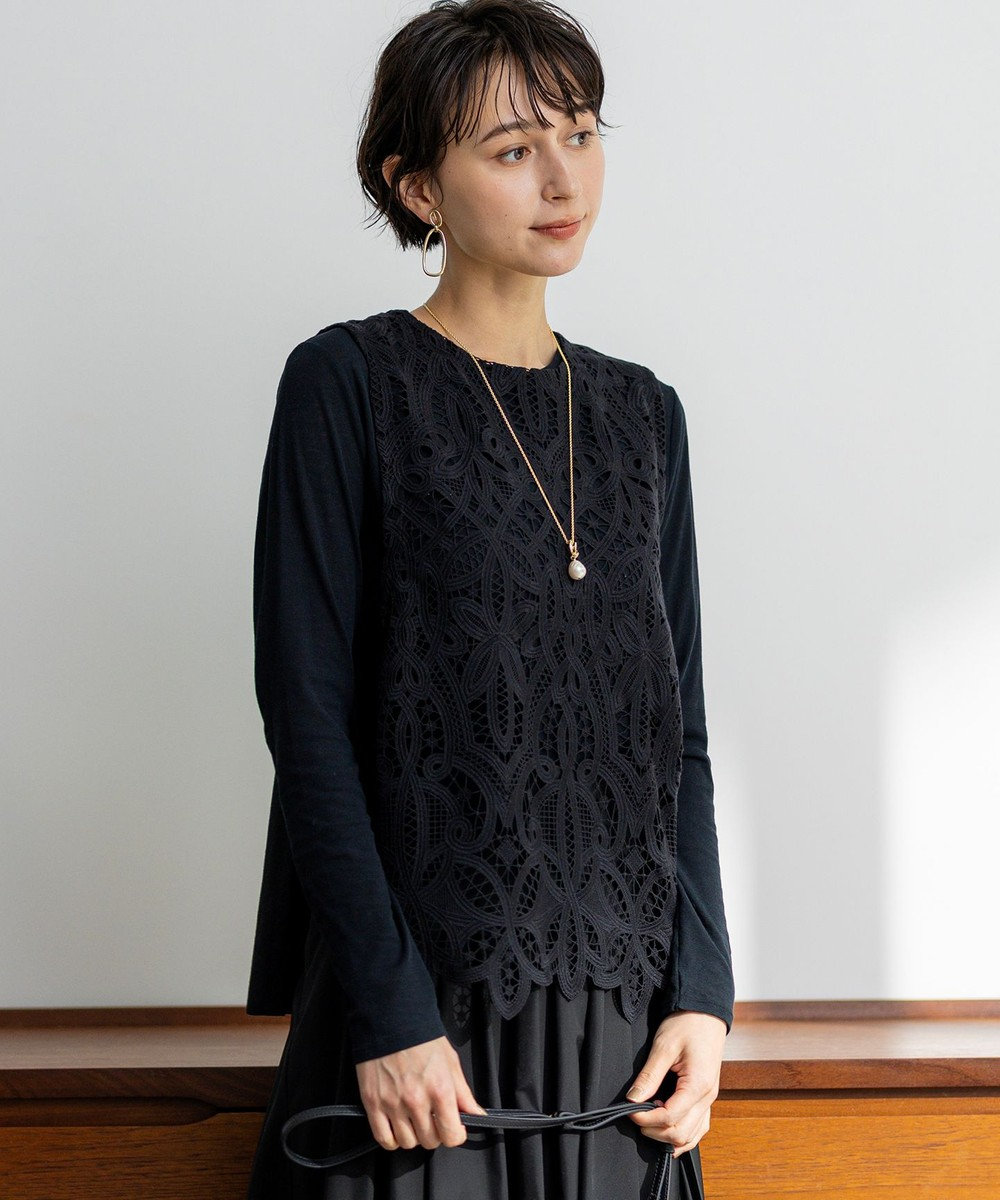 23区 【先行予約】エンブロイダリーレース ニットベスト 