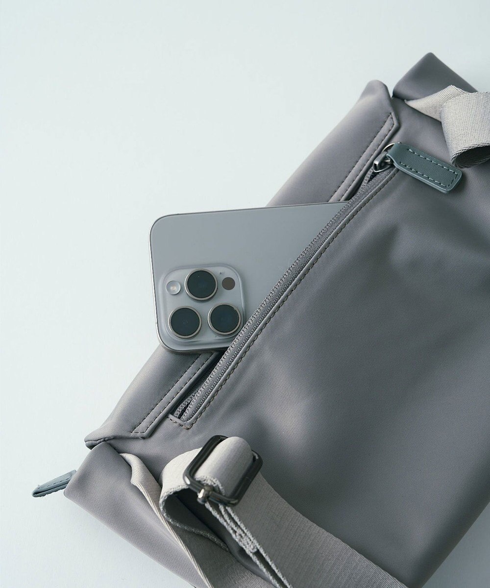 MIYABIYA LAQUOH【撥水加工】ミニマルナイロン ボディバッグ 