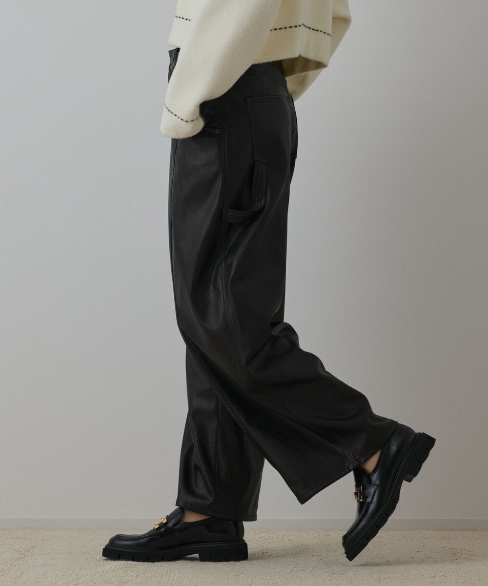 GRACE CONTINENTAL カーブフェイクレザーパンツ 