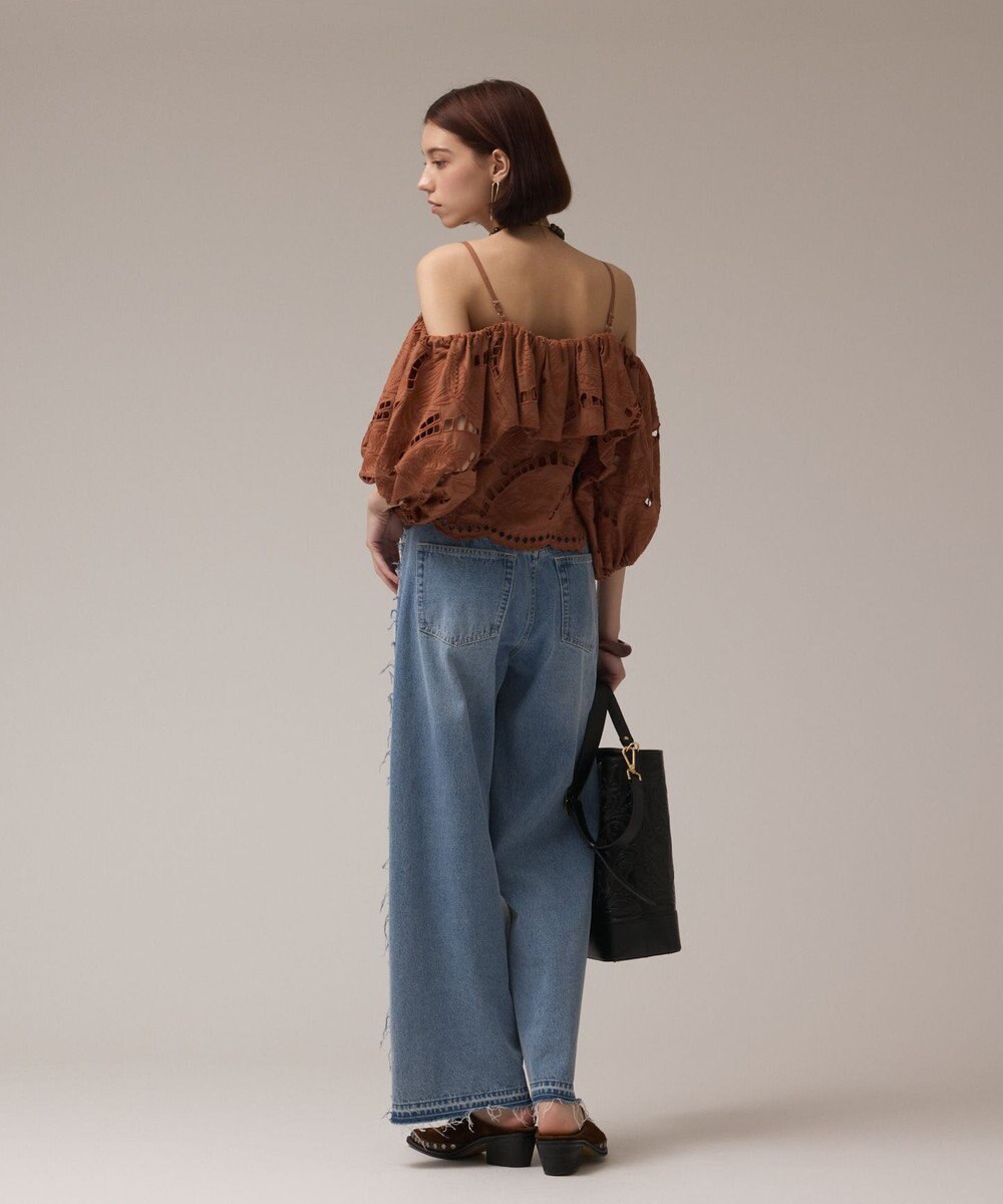GRACE CONTINENTAL カットワークオフショルトップ 