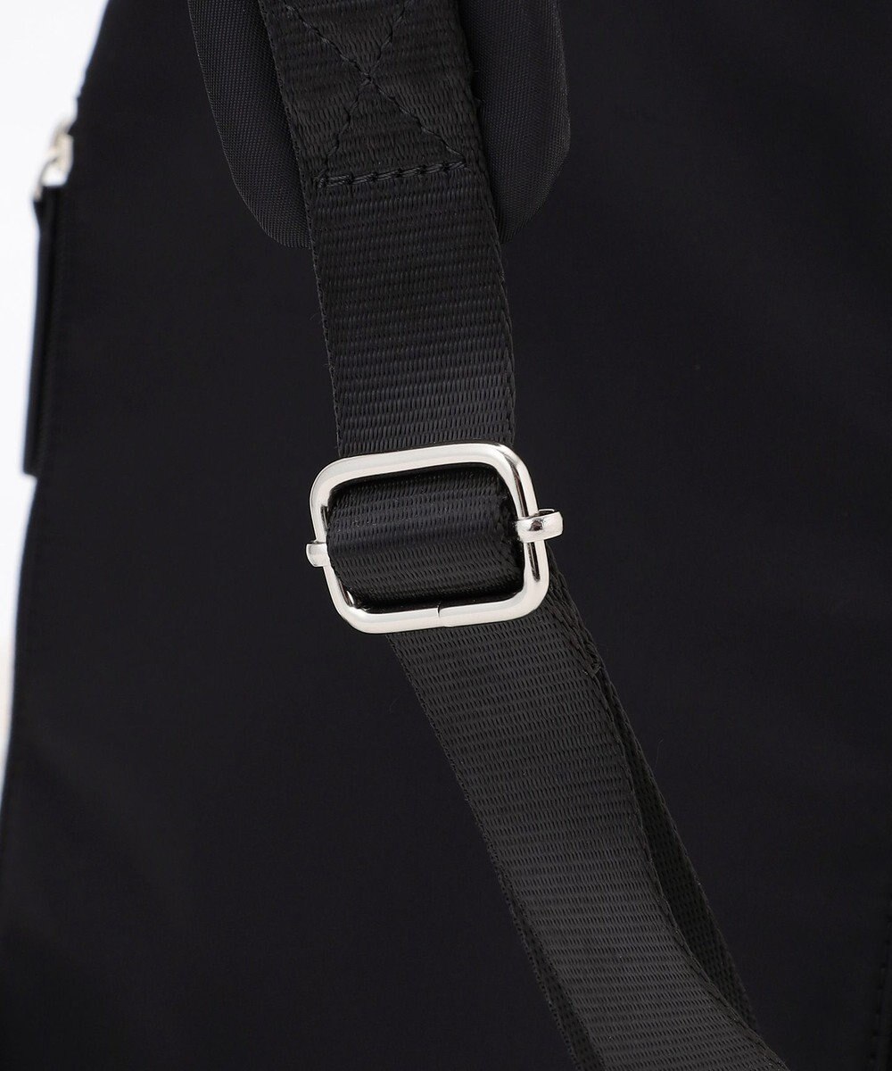 ICB 【4/3-4/19期間限定・受注生産】選べるチャーム 8ポケットナイロンリュック カスタマイズ 